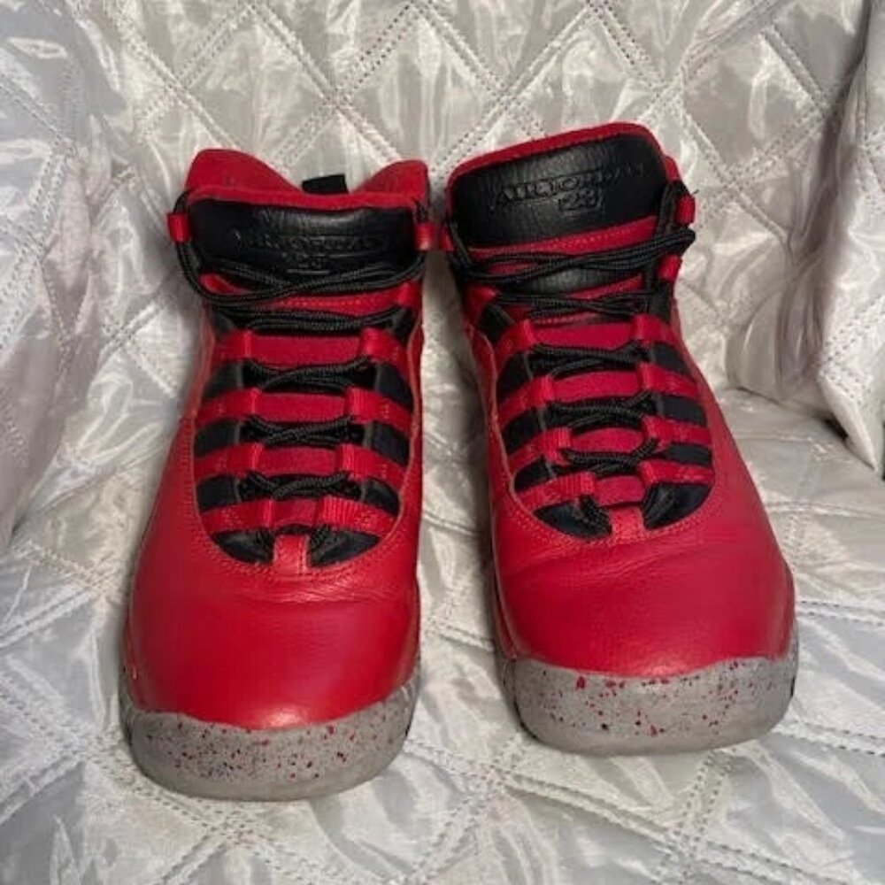 Size 6Y - Jordan 10 Retro Bulls Over Broadway 2015